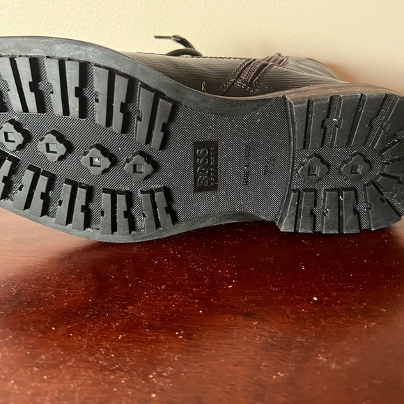 Hugo Boss OG Leather Winter Boots - Picture 10 of 10